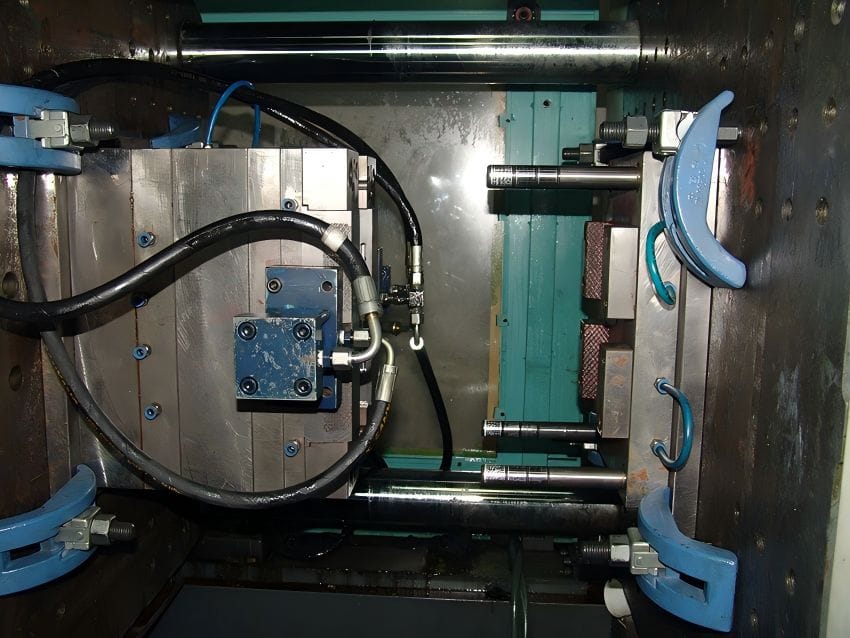 Polyvinyl Chloride (plastic PVC): Characteristics, Applications