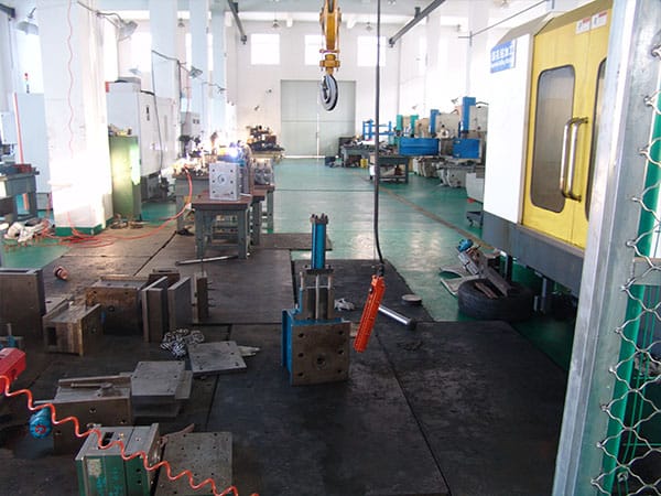 plastic-mold-workshop plastic molding worshop