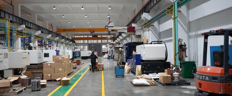 Understanding Polycarbonate (PC) Injection Molding: Properties and Conditions 2 PC INJECTION MOLDING, Polycarbonates